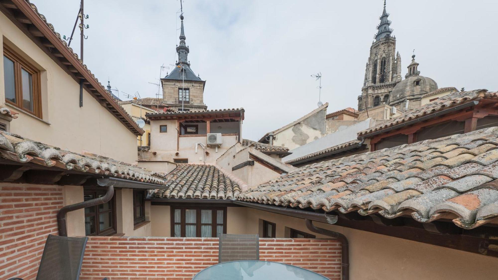 Apartamentos Las Teresitas Junto A La Catedral Toledo Kültér fotó